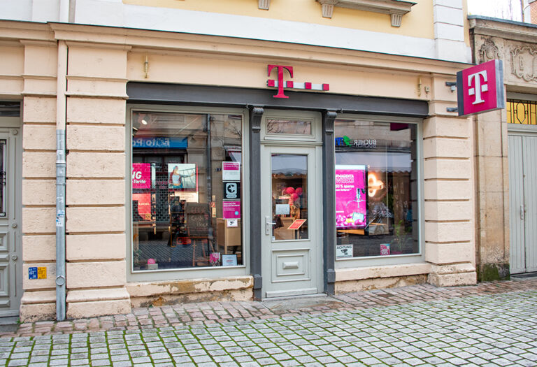 Shop, Außenansicht. Welkona - Ihr Telekom Partner in Pirna