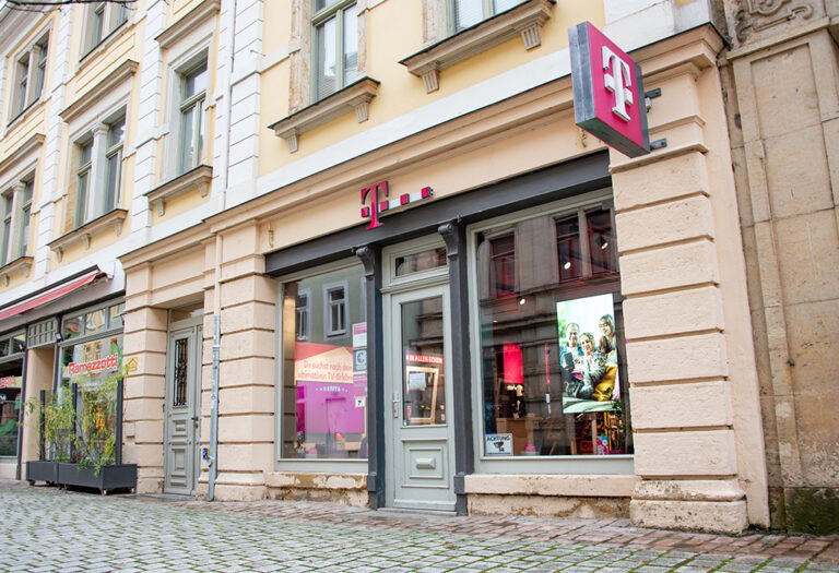 Shop, Außenansicht. Welkona - Ihr Telekom Partner in Pirna