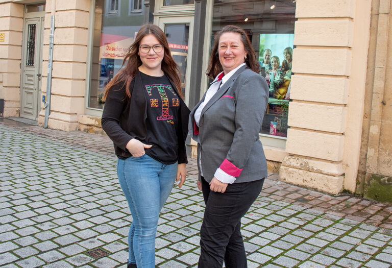 Melanie Hauf und Carola Franke Verkaufsbearter - Welkona - Ihr Telekom Partner in Pirna