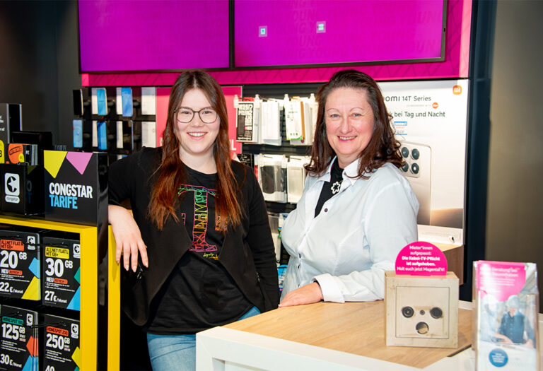 Melanie Hauf und Carola Franke Verkaufsbearter - Welkona - Ihr Telekom Partner in Pirna